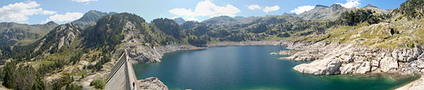Colomers Lake and Dam